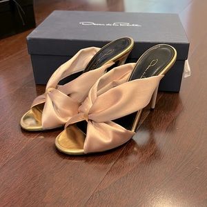 Oscar de la renta satin mule sandal